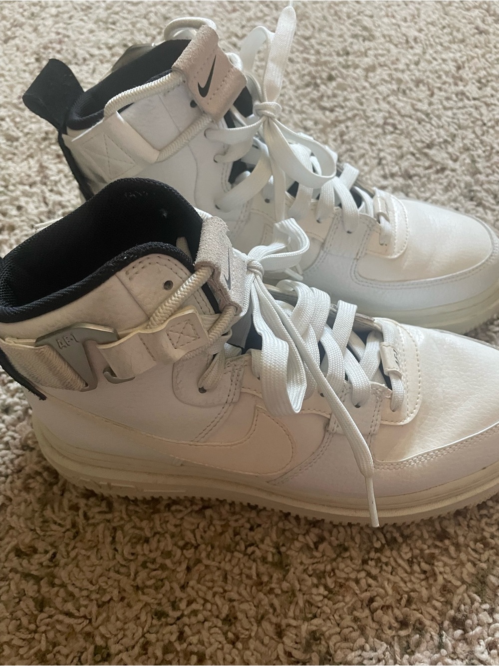Nike White and Black High-Top AF1 Hi UT 2.0 Sneakers women’s size 8